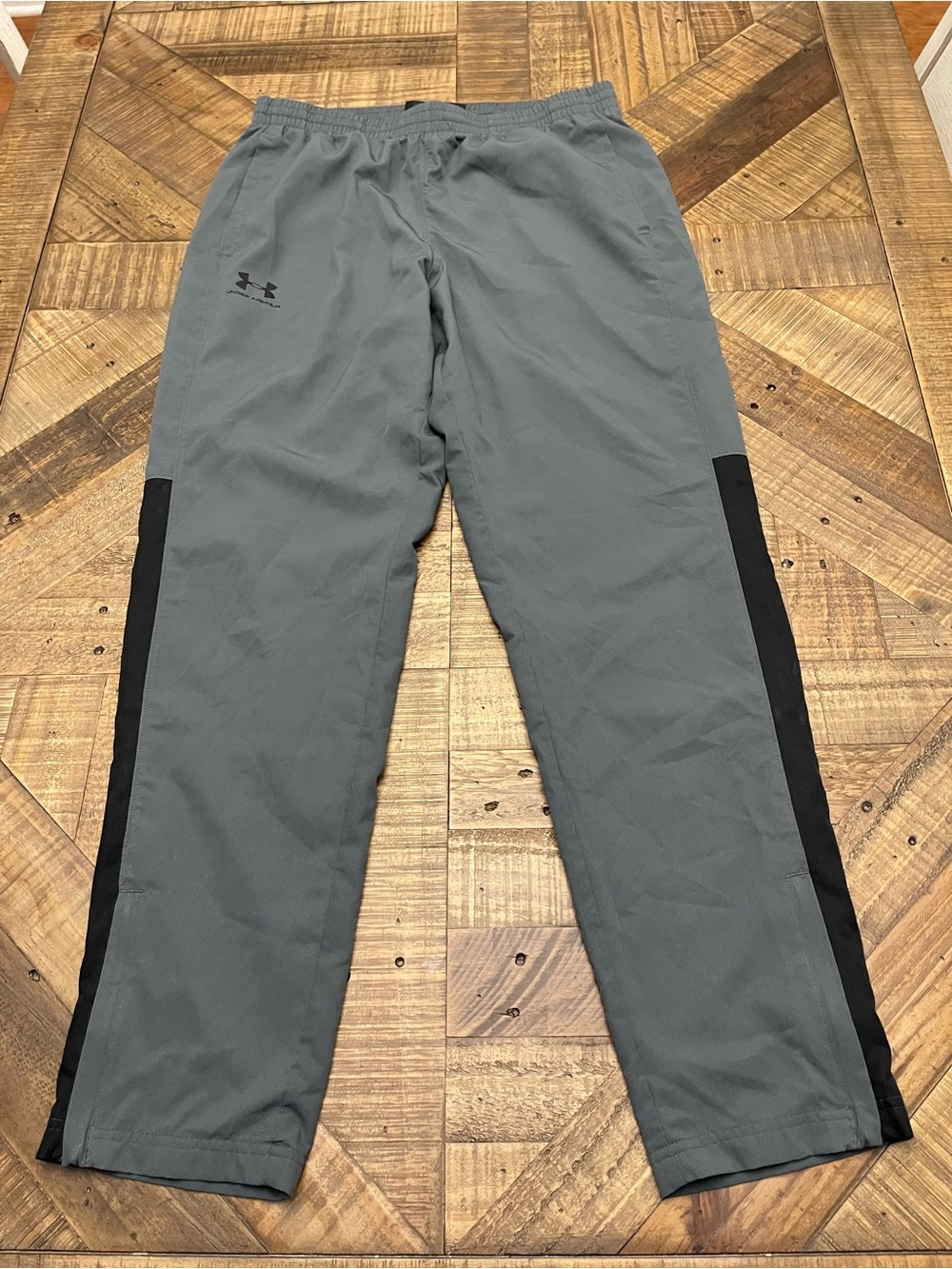 Under Armour Men's Vital Woven Track Pants Gray/Black Size Large